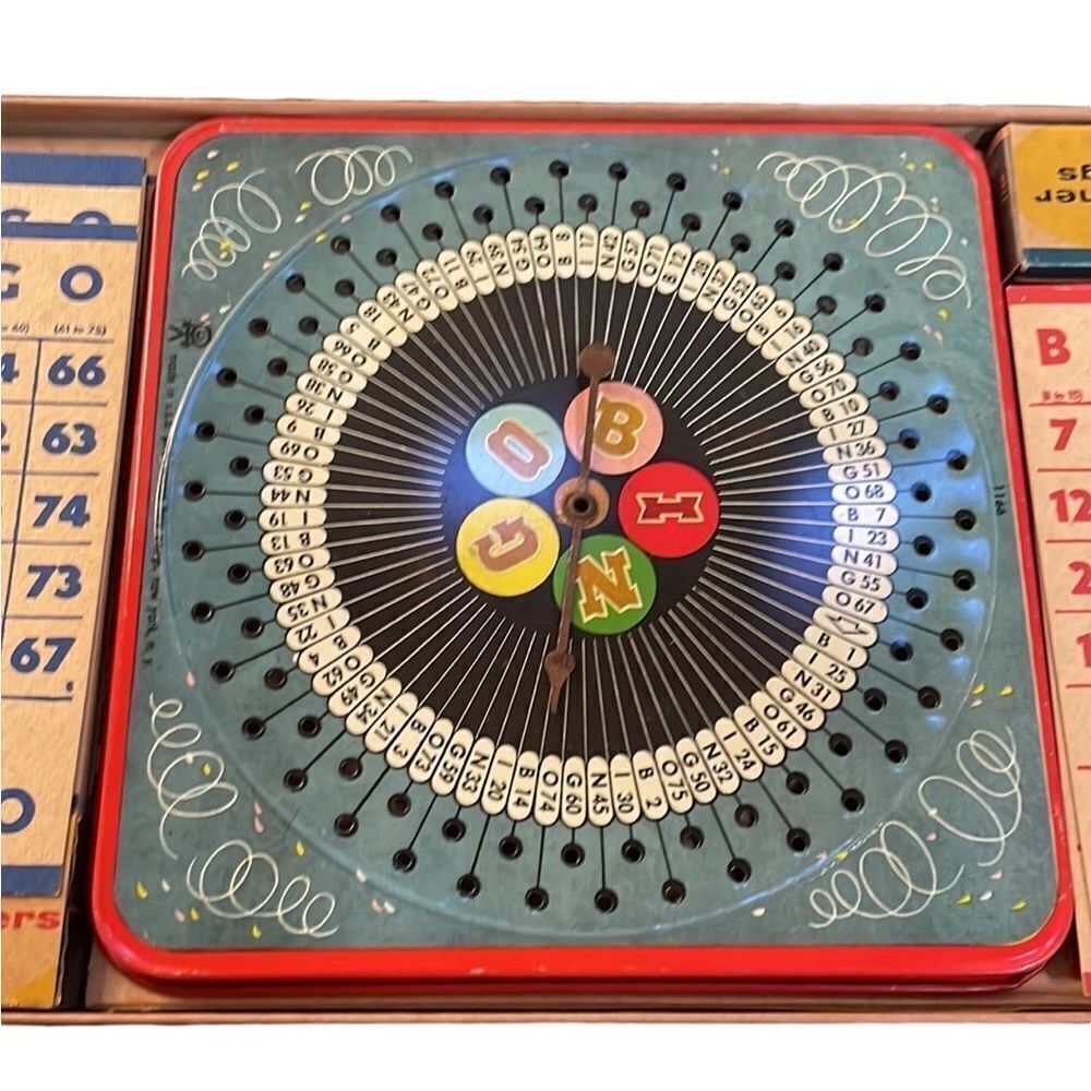 1950s vintage MCM Pressman Bingo Board game with metal spinner complete 100% - Picture 4 of 8